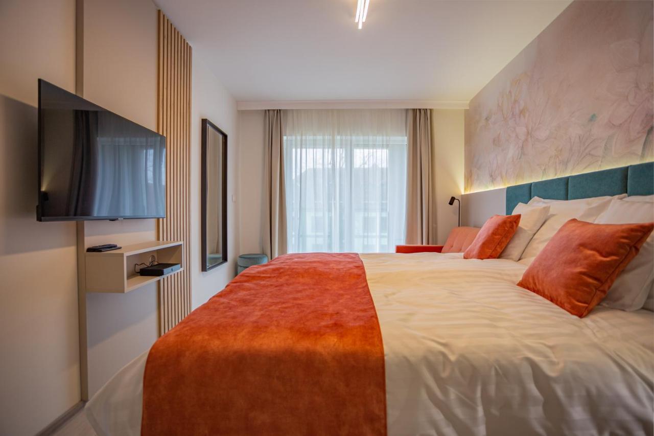 Viktoria Apartman Gyula Εξωτερικό φωτογραφία